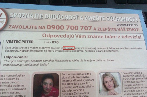 Báječná žena vie čo čitatelia potrebujú (meno anjela odzadu)